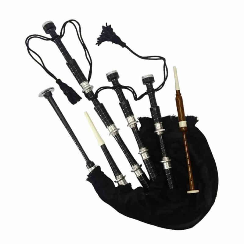 Bagpipe-With-Black-Velvet-Air-Bag