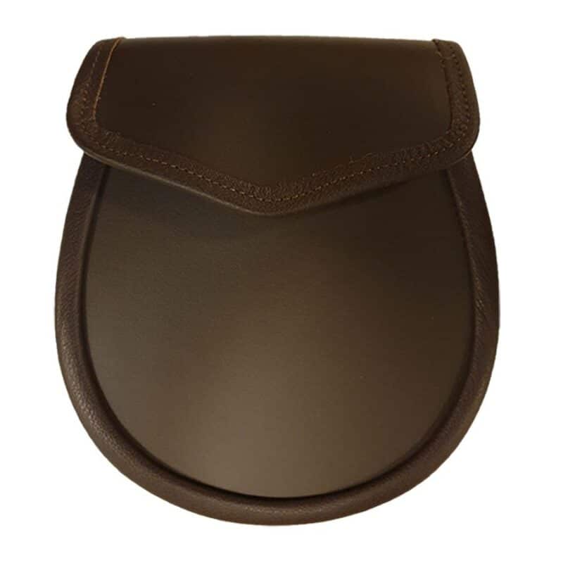 Simple-Leather-Day-Sporran-in-Brown.
