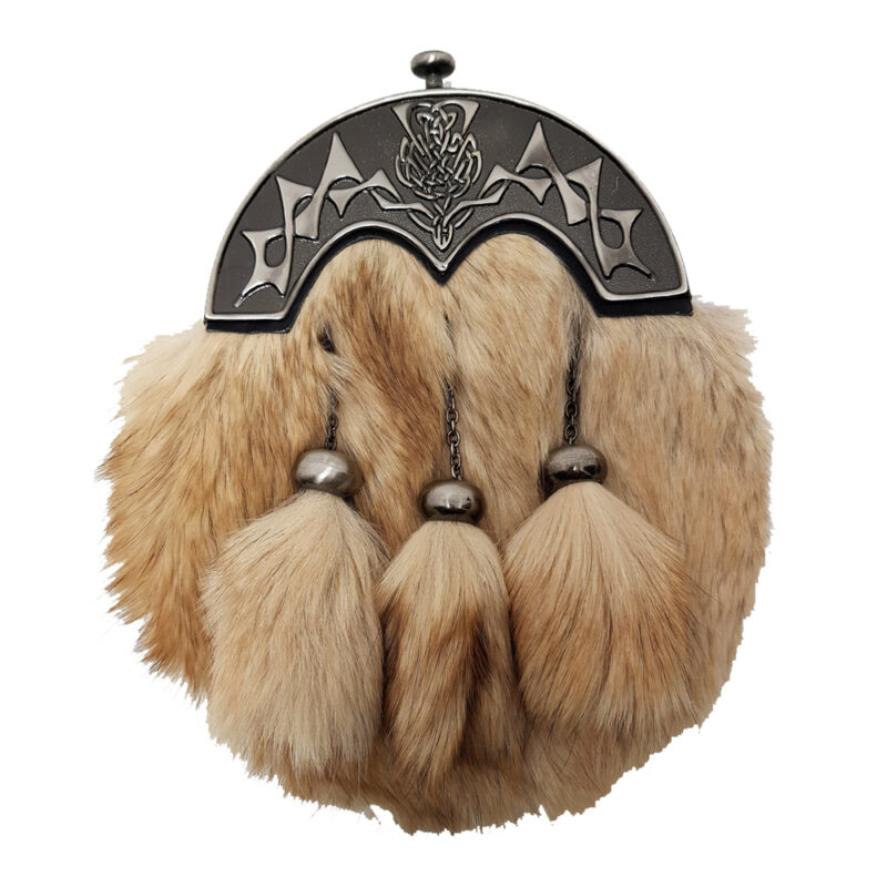Fox Fur Sporran With Antique Thistle Cantle