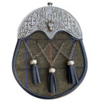 Brown Wool Sporran With Deer Cantle